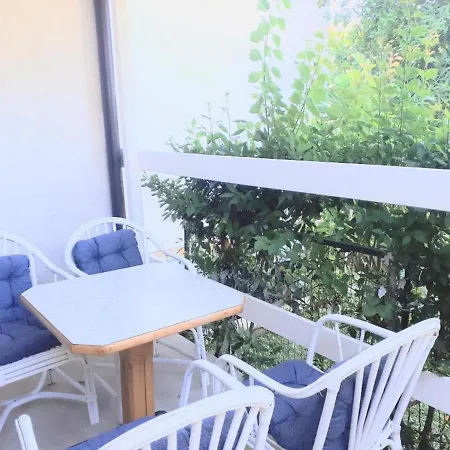 Cocolo Guest house *
