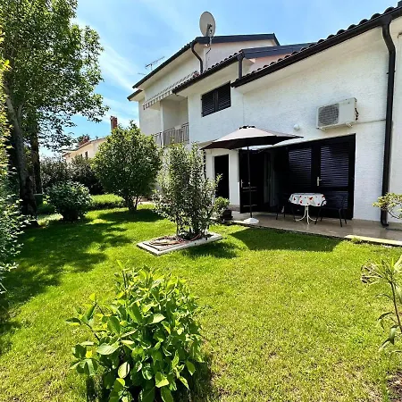 Cocolo Guest house