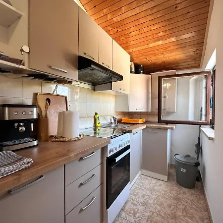 Cocolo Guest house