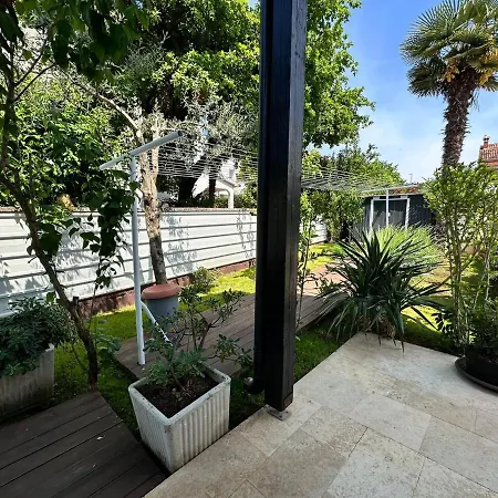 Cocolo Guest house Porec